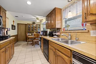 4525 Meadowview Dr, Mesquite, TX 75150 - Photo 7