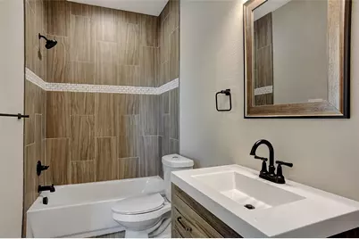 1304 Country Road #B, Whitesboro, TX 76273 - Photo 13