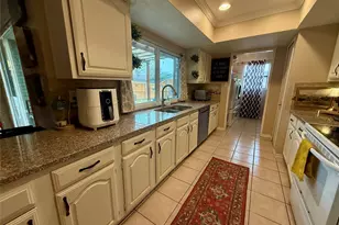 2104 Victoria Rd, Carrollton, TX 75007 - Photo 9