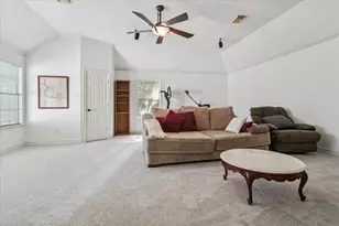 2200 Southern Oak Dr, Irving, TX 75063 - Photo 21