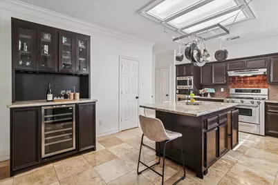 2200 Southern Oak Drive, Irving, TX 75063 - Photo 11