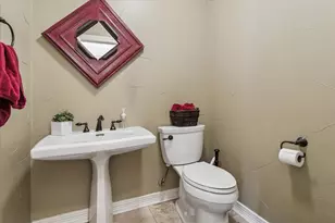 2200 Southern Oak Dr, Irving, TX 75063 - Photo 13