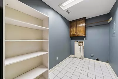 740 Wedgewood Drive, Woodway, TX 76712 - Photo 17