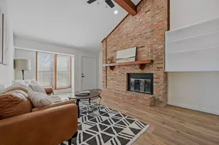 2527 Shady Ridge Dr, Bedford, TX 76021 - Photo 1