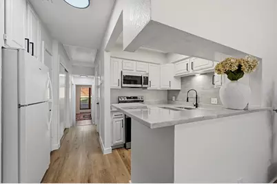 2527 Shady Ridge Drive, Bedford, TX 76021 - Photo 7