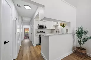 2527 Shady Ridge Dr, Bedford, TX 76021 - Photo 5