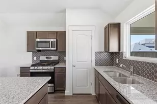 1719 Glacial Beech Pl, Forney, TX 75126 - Photo 27