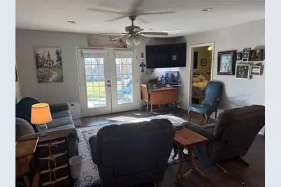 3204 NE 10th Street, Mineral Wells, TX 76067 - Photo 11