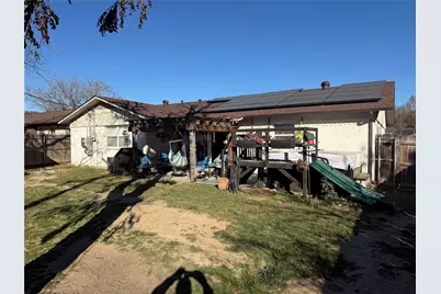 3204 NE 10th Street, Mineral Wells, TX 76067 - Photo 7