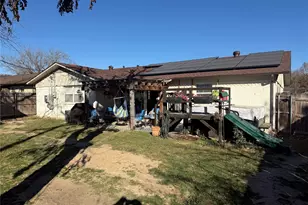 3204 NE 10th St, Mineral Wells, TX 76067 - Photo 7