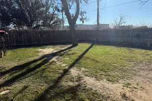 3204 NE 10th St, Mineral Wells, TX 76067 - Photo 5