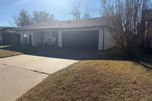 3204 NE 10th St, Mineral Wells, TX 76067 - Photo 3