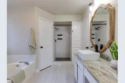 6705 Parkwood Drive, North Richland Hills, TX 76182 - Photo 27