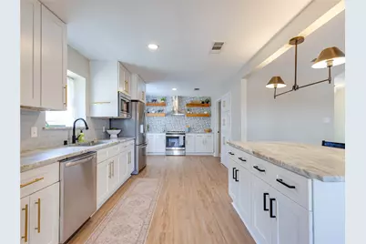 6705 Parkwood Drive, North Richland Hills, TX 76182 - Photo 9