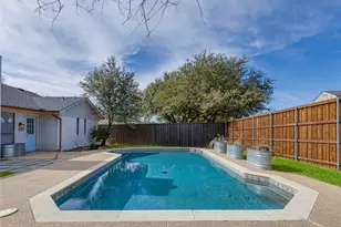 6705 Parkwood Dr, North Richland Hills, TX 76182 - Photo 37