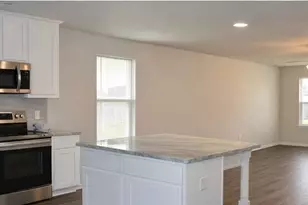 2216 Sayle St, Greenville, TX 75401 - Photo 5