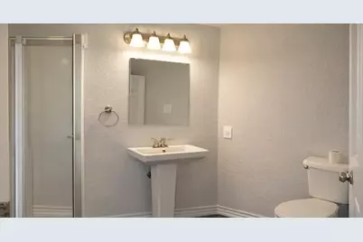 2216 Sayle Street, Greenville, TX 75401 - Photo 9