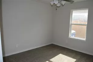 2216 Sayle St, Greenville, TX 75401 - Photo 15