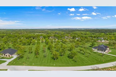 2142 E Landings N, Granbury, TX 76049 - Photo 1