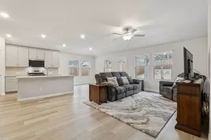 522 Castle Rd, Sherman, TX 75092 - Photo 3