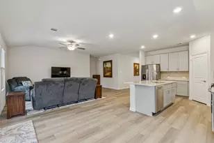 522 Castle Rd, Sherman, TX 75092 - Photo 25