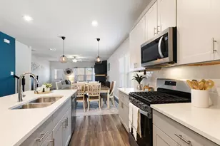 223 Briarwood Ln, Lake Dallas, TX 75065 - Photo 9