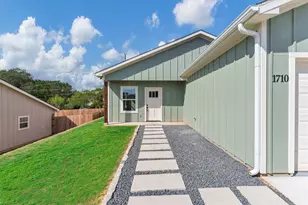 1710 Broken Bow Rd, Granbury, TX 76049 - Photo 3