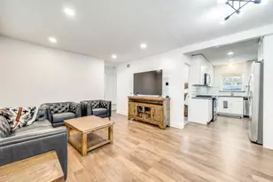 3136 Colchester Dr, Farmers Branch, TX 75234 - Photo 7