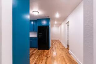 2723 Bethurum Ave, Dallas, TX 75215 - Photo 15