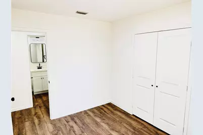 740 Bimebella Lane, Dallas, TX 75211 - Photo 9