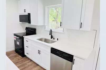 740 Bimebella Lane, Dallas, TX 75211 - Photo 7