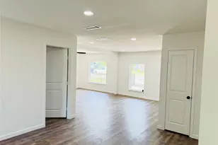 740 Bimebella Ln, Dallas, TX 75211 - Photo 27