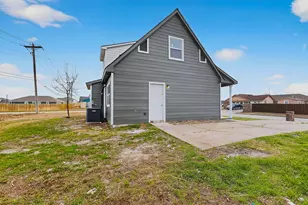 1700 Manor Garden, Greenville, TX 75401 - Photo 31