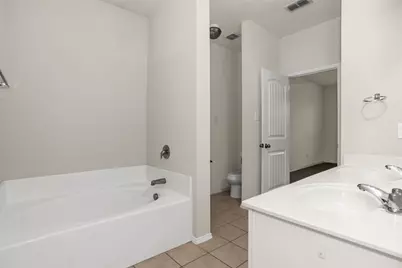 4244 Leeds Drive, Fort Worth, TX 76036 - Photo 15