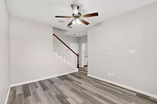 1527 Biltmore Ln, Irving, TX 75063 - Photo 29