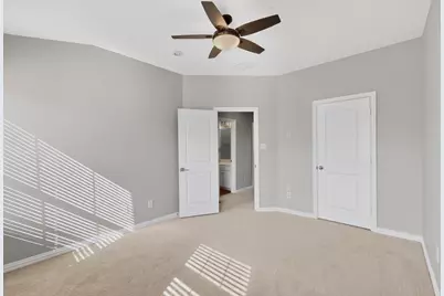 1527 Biltmore Lane, Irving, TX 75063 - Photo 19