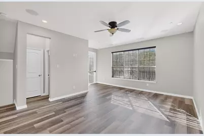 1527 Biltmore Lane, Irving, TX 75063 - Photo 5