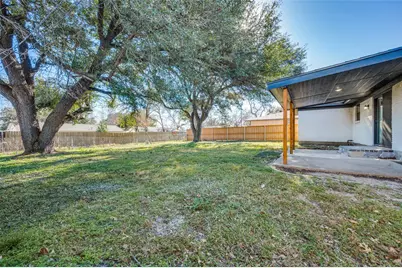 13710 Charcoal Lane, Farmers Branch, TX 75234 - Photo 23