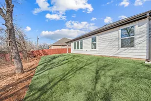 217 Shady Oaks Dr, Runaway Bay, TX 76426 - Photo 27