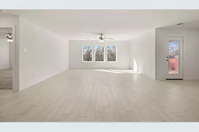 217 Shady Oaks Drive, Runaway Bay, TX 76426 - Photo 9