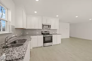 217 Shady Oaks Dr, Runaway Bay, TX 76426 - Photo 13