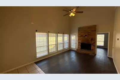 4420 Flamingo Way, Mesquite, TX 75150 - Photo 9