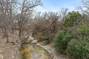 1404 NE Barnard St, Glen Rose, TX 76043 - Photo 17