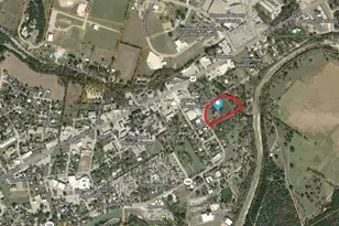 1404 NE Barnard St, Glen Rose, TX 76043 - Photo 1