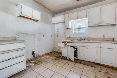 3914 Spence Street, Dallas, TX 75215 - Photo 11