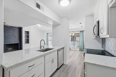 2705 Westgate Drive, Arlington, TX 76015 - Photo 19