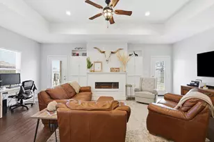 608 Timberline Dr, Bridgeport, TX 76426 - Photo 5