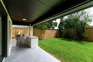 4726 Hopkins Ave, Dallas, TX 75209 - Photo 35