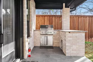 4726 Hopkins Ave, Dallas, TX 75209 - Photo 33