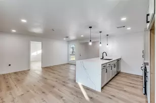 116 Cooper Dr, Hurst, TX 76053 - Photo 11